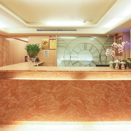 Happy Hotel ไทเป ภายนอก รูปภาพ