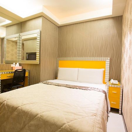 Happy Hotel ไทเป ภายนอก รูปภาพ
