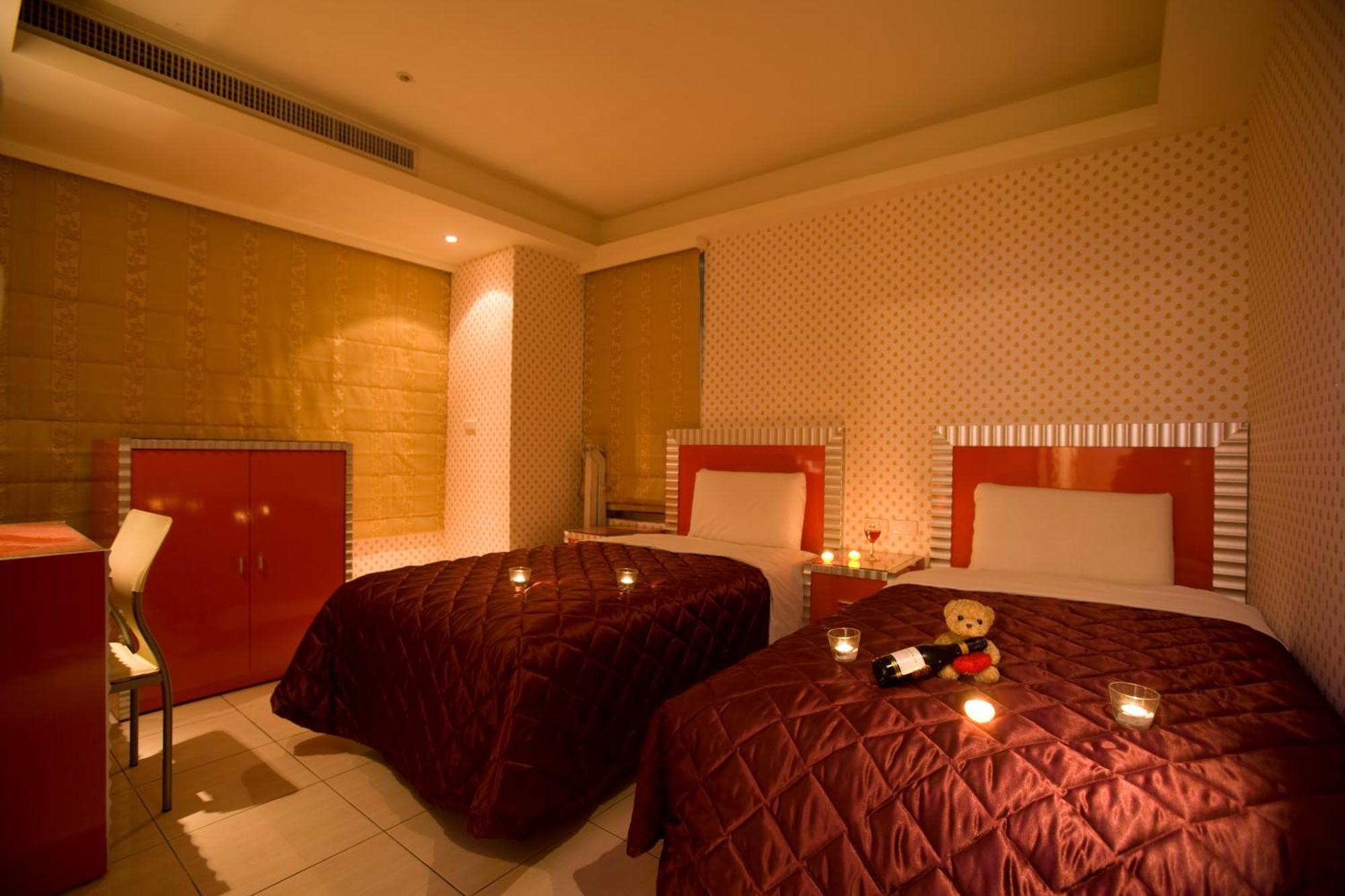 Happy Hotel ไทเป ภายนอก รูปภาพ